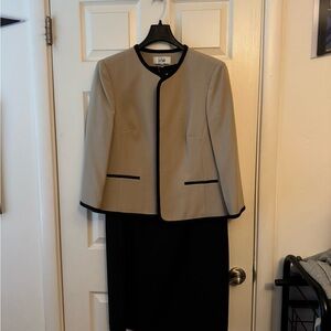 Le Suit Tan Blazer with Black Edging